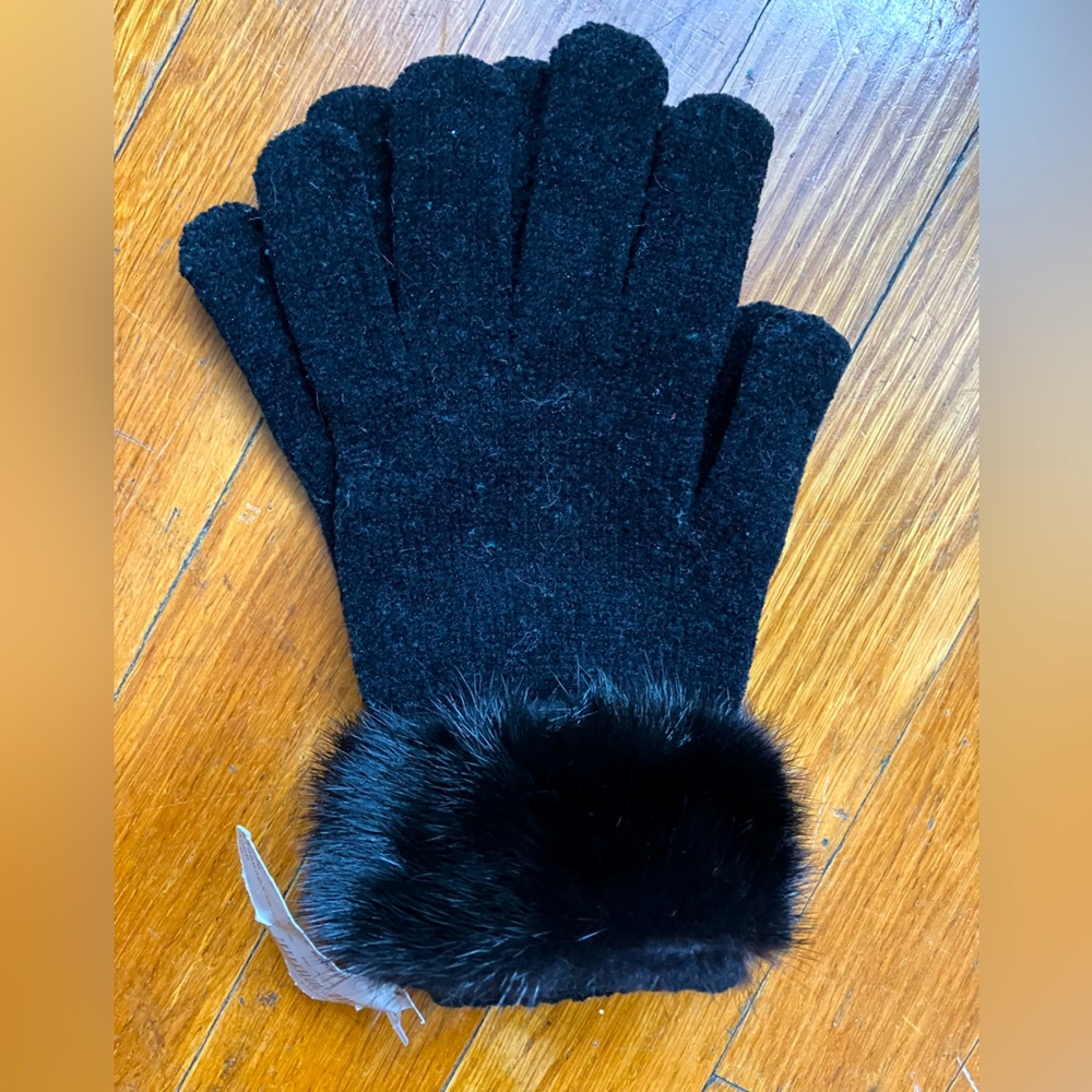 Gus Mayer Mink Gloves, New with Tag